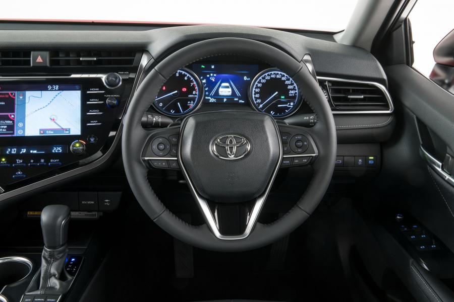 Панель приборов Toyota Camry SX 2017 года  (AU) (фото 4 из 16)